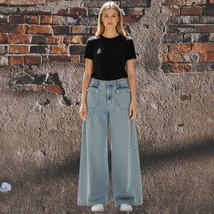 Bibi Wide-Leg Light Blue Jeans